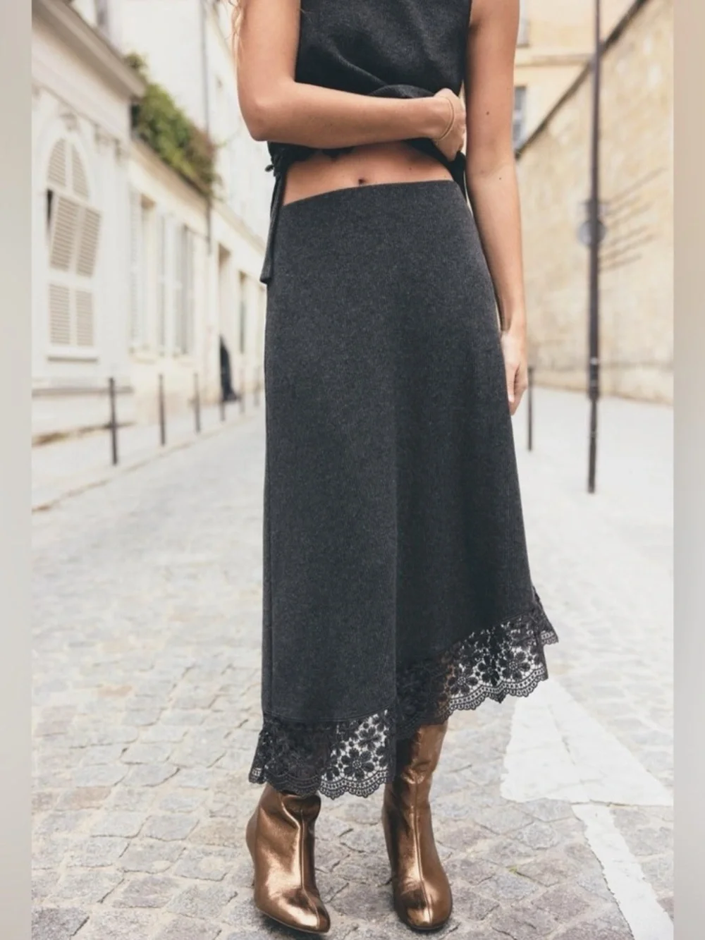 Zara Gray Asymmetrical Ribbed Knit Skirt Lace Hem Size Small